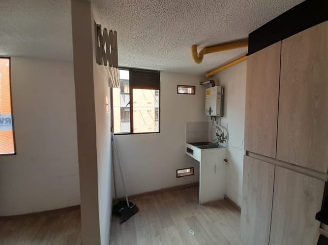 Apartamento de 2 alcobas en venta en La Esperanza Sur, Bogotá, 42 m² · foto 13 de 20