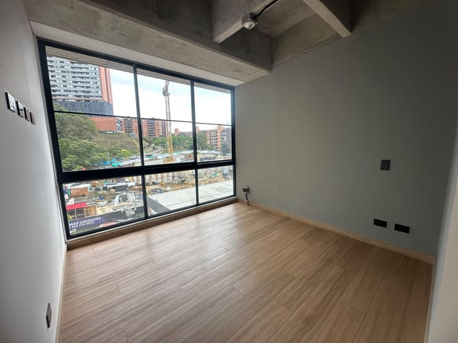 Apartamento de 2 alcobas en arriendo en Loma Del Escobero, Envigado, 70 m² · foto 7 de 16