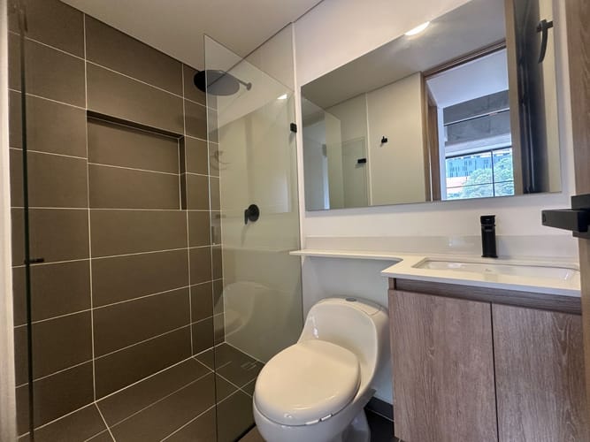 Apartamento de 2 alcobas en arriendo en Loma Del Escobero, Envigado, 70 m² · foto 11 de 16