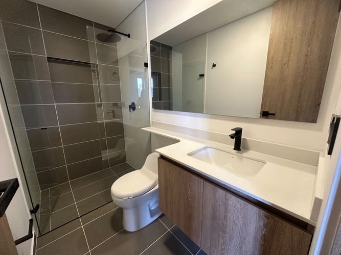 Apartamento de 2 alcobas en arriendo en Loma Del Escobero, Envigado, 70 m² · foto 12 de 16