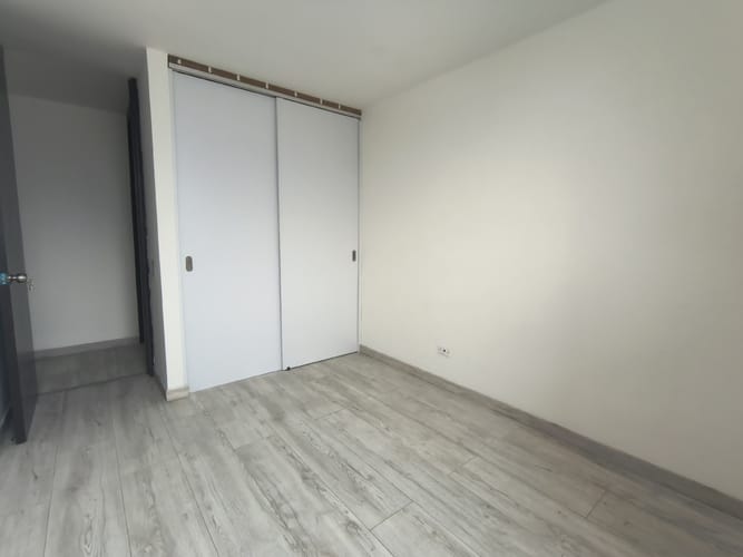 Apartamento de 3 alcobas en venta en Cabañitas, Bello, 100 m² · foto 22 de 24