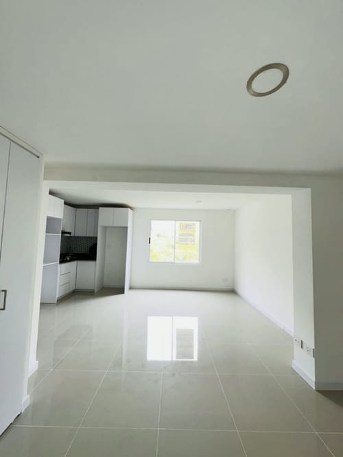 Apartaestudio en arriendo en Cristales, Cali, 45 m² · foto 9 de 11