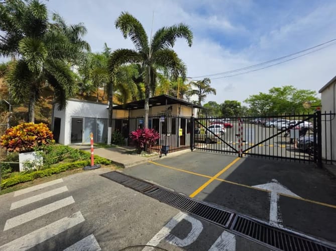 Apartamento de 2 alcobas en venta en El Jordan, Cali, 54 m² · foto 3 de 24