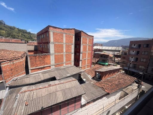 Apartamento de 3 alcobas en arriendo en San Isidro, Itagüí, 60 m² · foto 4 de 15