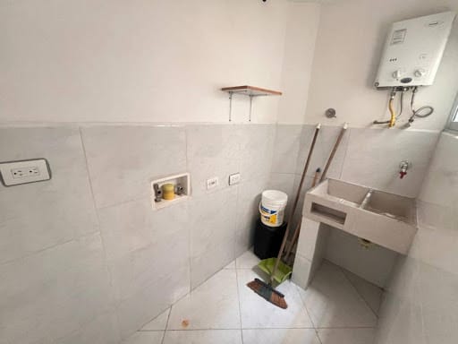 Apartamento de 3 alcobas en arriendo en San Isidro, Itagüí, 60 m² · foto 14 de 15
