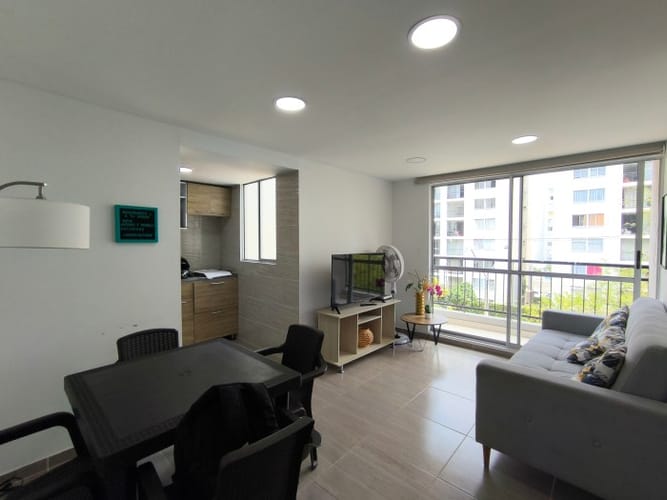 Apartamento de 3 alcobas en venta en Bochalema, Cali, 52 m² · foto 2 de 19
