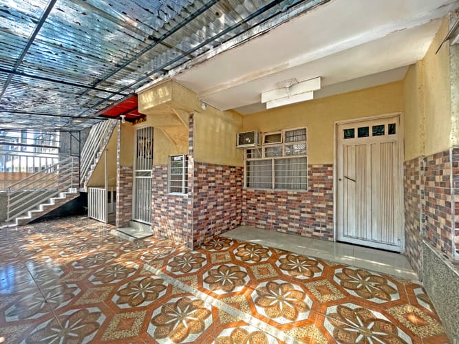 Casa de 13 alcobas en venta en Cristales, Cali, 600 m² · foto 2 de 24