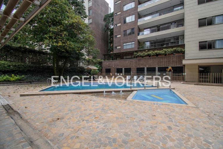 Apartamento de 4 alcobas en venta en Bosques De Zuñiga, Envigado, 182 m² · foto 23 de 24