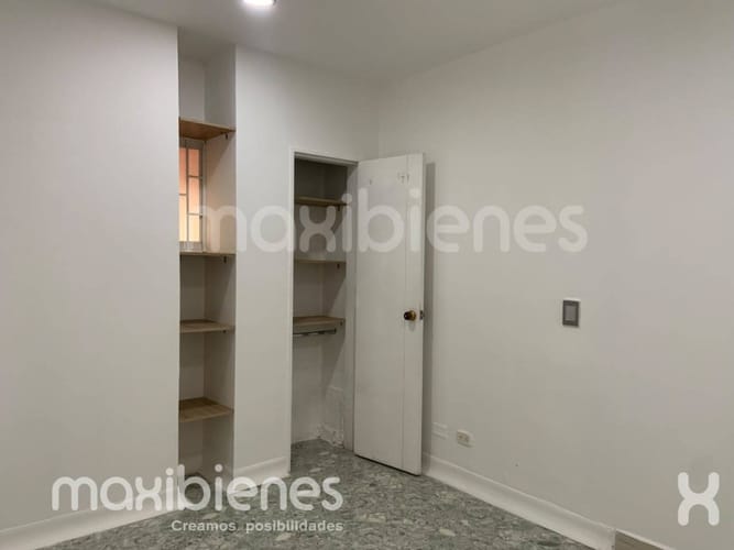 Apartaestudio en arriendo en Lorena, Medellín, 25 m² · foto 3 de 11