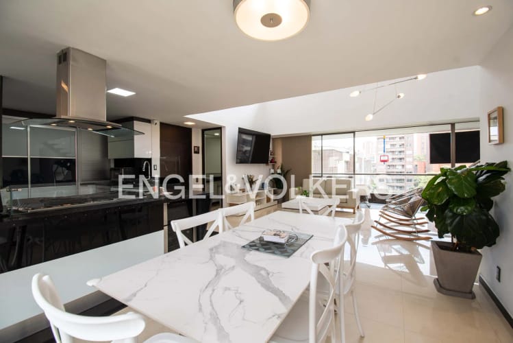 Apartamento de 4 alcobas en venta en Bosques De Zuñiga, Envigado, 182 m² · foto 6 de 24