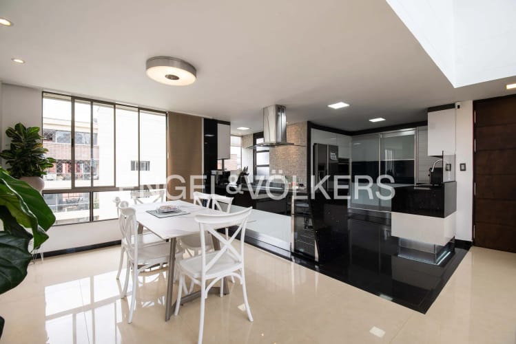 Apartamento de 4 alcobas en venta en Bosques De Zuñiga, Envigado, 182 m² · foto 5 de 24