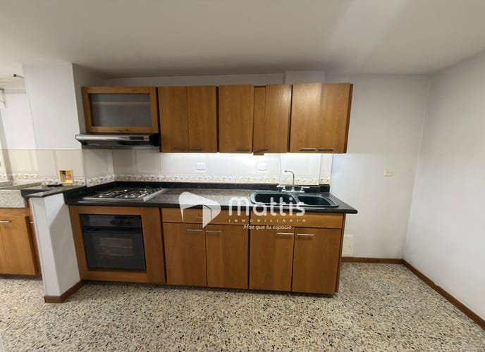 Apartamento de 3 alcobas en arriendo en Patio Bonito, Medellín, 135 m² · foto 3 de 20