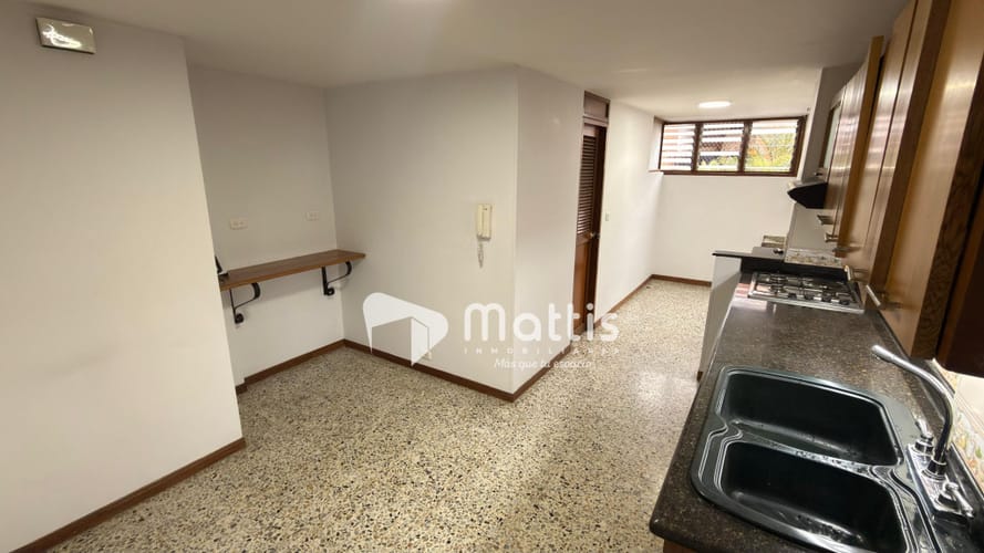 Apartamento de 3 alcobas en arriendo en Patio Bonito, Medellín, 135 m² · foto 5 de 20