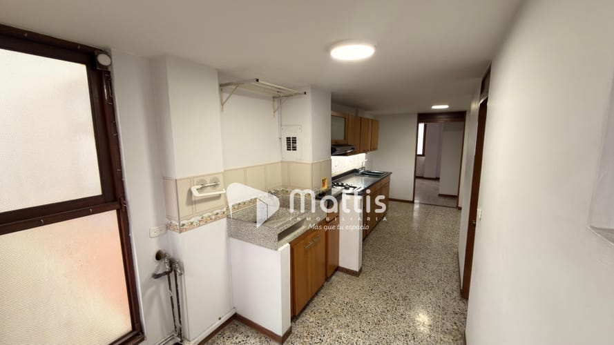 Apartamento de 3 alcobas en arriendo en Patio Bonito, Medellín, 135 m² · foto 6 de 20