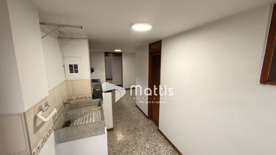 Apartamento de 3 alcobas en arriendo en Patio Bonito, Medellín, 135 m² · foto 7 de 20