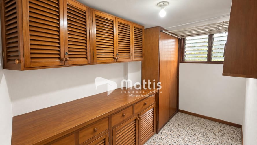 Apartamento de 3 alcobas en arriendo en Patio Bonito, Medellín, 135 m² · foto 8 de 20