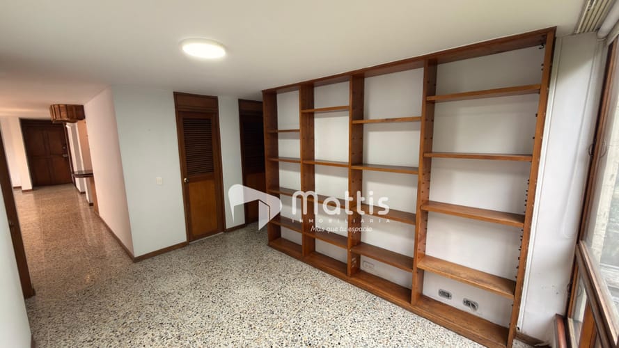 Apartamento de 3 alcobas en arriendo en Patio Bonito, Medellín, 135 m² · foto 11 de 20