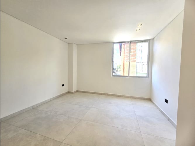 Apartamento de 2 alcobas en arriendo en Guayaquil, Medellín, 65 m² · foto 8 de 10