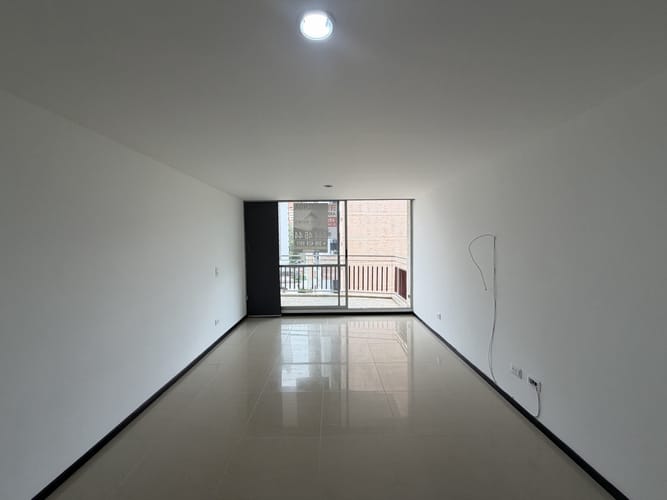 Apartamento de 3 alcobas en arriendo en Las Lomitas, Sabaneta, 110 m² · foto 16 de 21