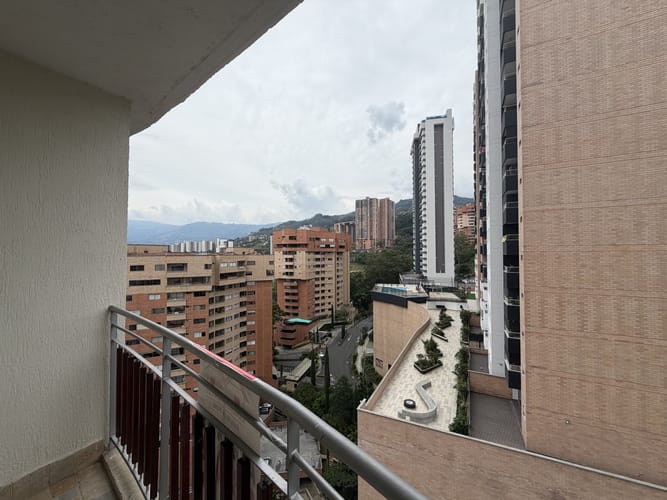 Apartamento de 3 alcobas en arriendo en Las Lomitas, Sabaneta, 110 m² · foto 17 de 21