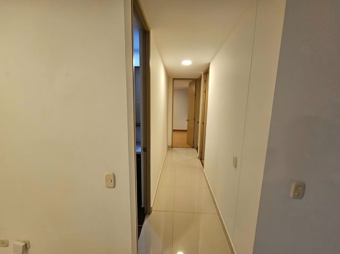 Apartamento de 3 alcobas en venta en Loma De La Doctora, Sabaneta, 78 m² · foto 9 de 12
