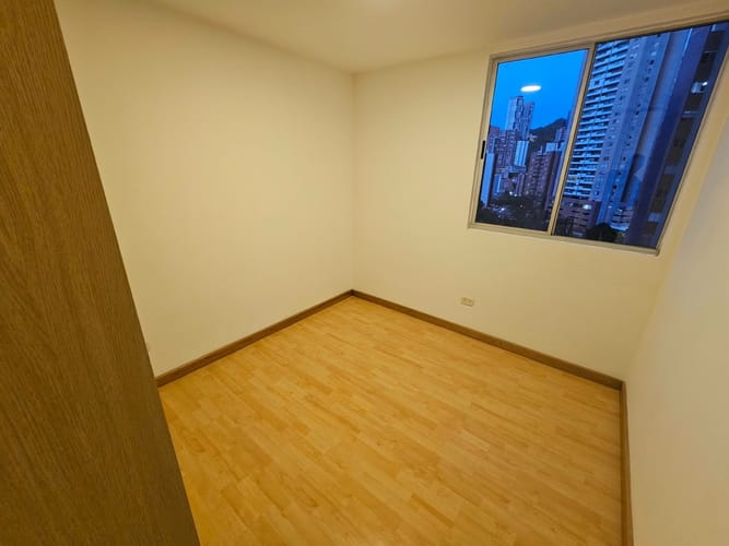 Apartamento de 3 alcobas en venta en Loma De La Doctora, Sabaneta, 78 m² · foto 11 de 12