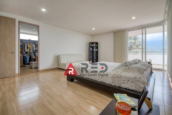 Casa de 6 alcobas en venta en Cr. San Cayetano, Jamundí, 452 m² · foto 19 de 24