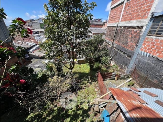 Casa de 5 alcobas en venta en Campoamor, Manizales, 270 m² · foto 9 de 14