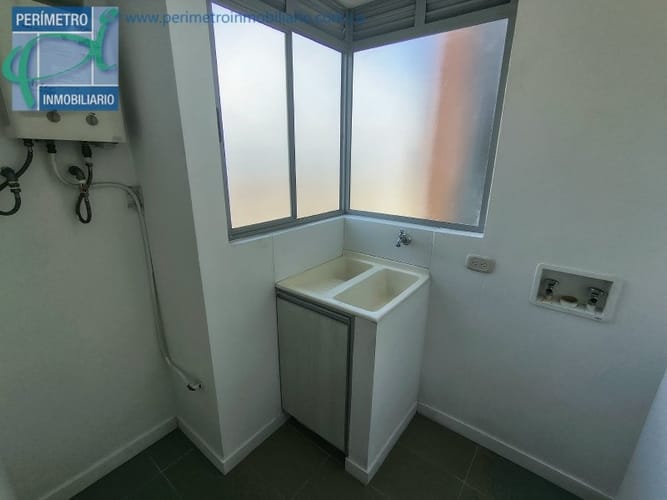 Apartamento de 3 alcobas en arriendo en Castropol, Medellín, 106 m² · foto 9 de 24