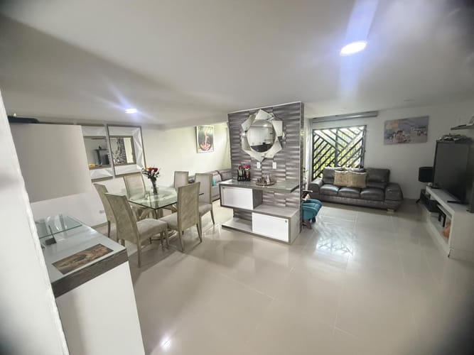 Casa de 3 alcobas en venta en La Hacienda, Cali, 232 m² · foto 11 de 14