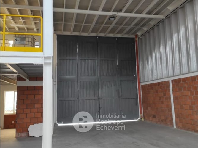 Bodega en venta en Zona Industrial, Manizales, 1500 m² · foto 6 de 13
