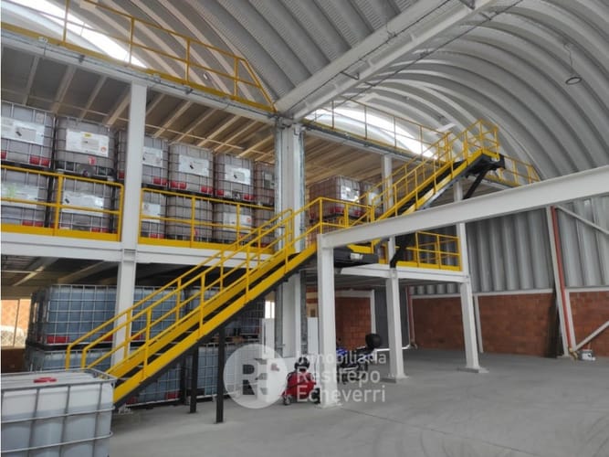 Bodega en venta en Zona Industrial, Manizales, 1500 m² · foto 7 de 13