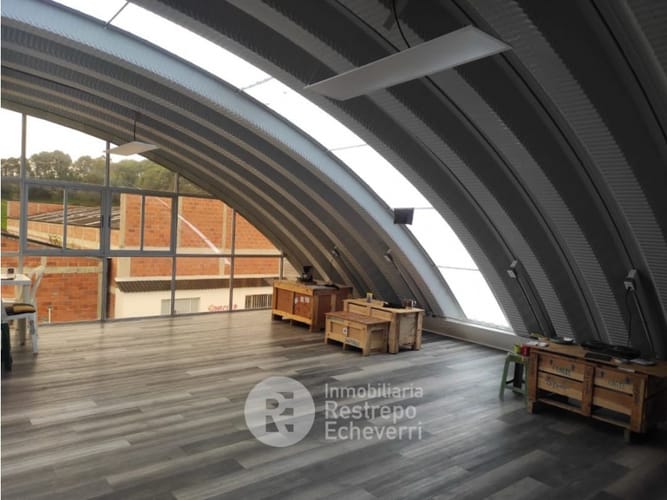 Bodega en venta en Zona Industrial, Manizales, 1500 m² · foto 9 de 13