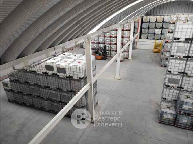 Bodega en venta en Zona Industrial, Manizales, 1500 m² · foto 10 de 13