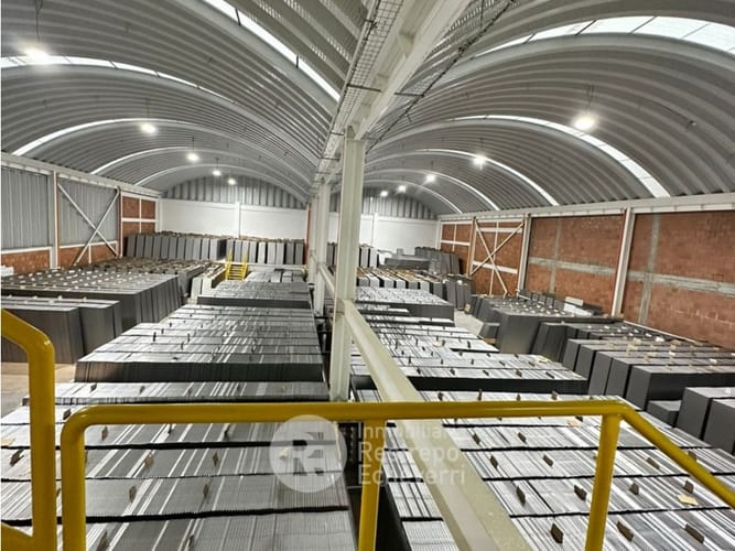 Bodega en venta en Zona Industrial, Manizales, 1500 m² · foto 12 de 13