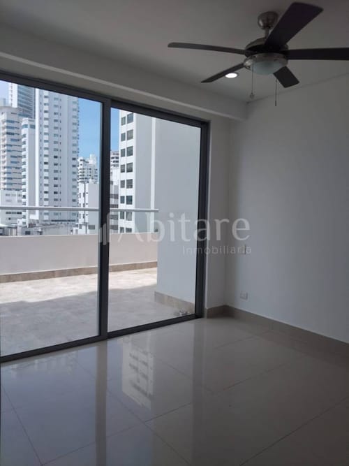 Apartamento de 2 alcobas en arriendo en Castillogrande, Cartagena, 150 m² · foto 9 de 14