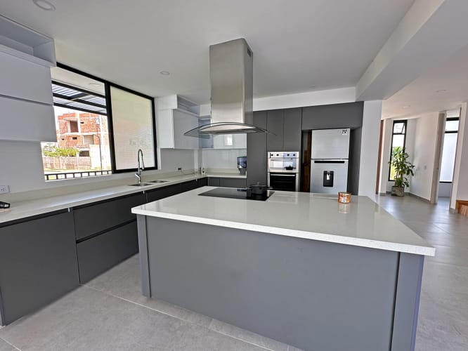 Casa de 3 alcobas en venta en Las Mercedes, Jamundí, 350 m² · foto 7 de 24