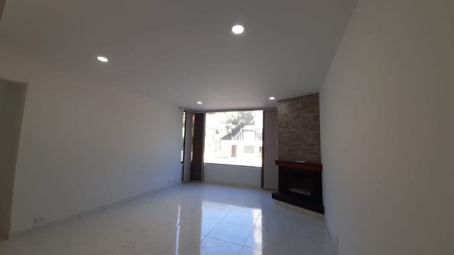 Apartamento de 4 alcobas en arriendo en Ciudad Bachue, Bogotá, 120 m² · foto 3 de 24