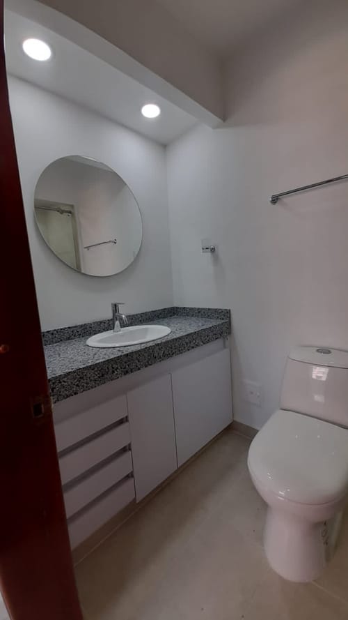 Apartamento de 4 alcobas en arriendo en Ciudad Bachue, Bogotá, 120 m² · foto 12 de 24
