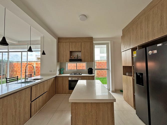 Casa de 3 alcobas en venta en Alfaguara, Jamundí, 210 m² · foto 7 de 24