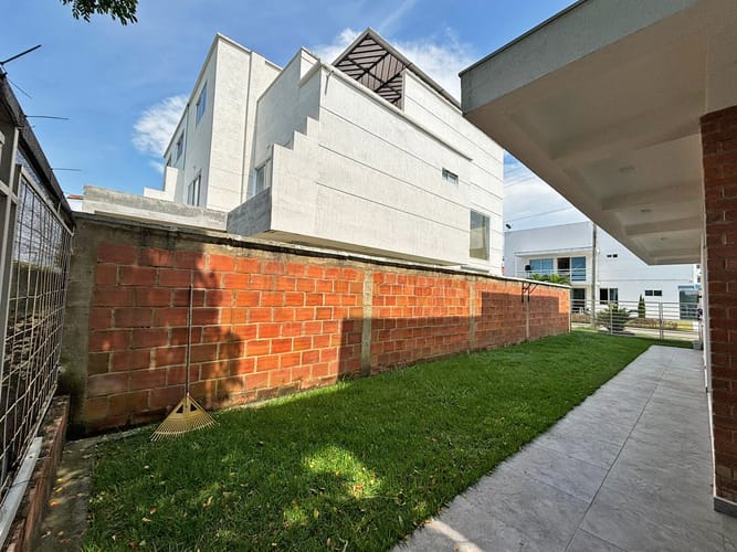 Casa de 3 alcobas en venta en Alfaguara, Jamundí, 210 m² · foto 10 de 24