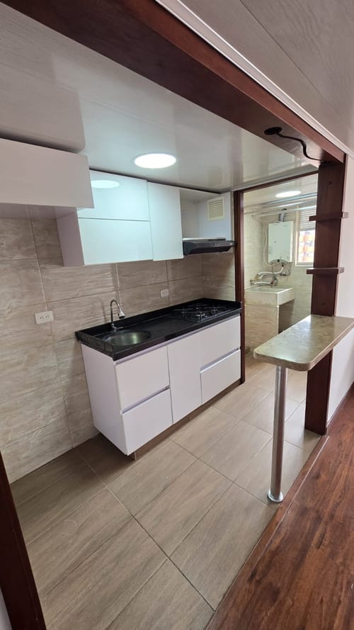 Apartamento de 3 alcobas en arriendo en Fac, Madrid, 58 m² · foto 3 de 24