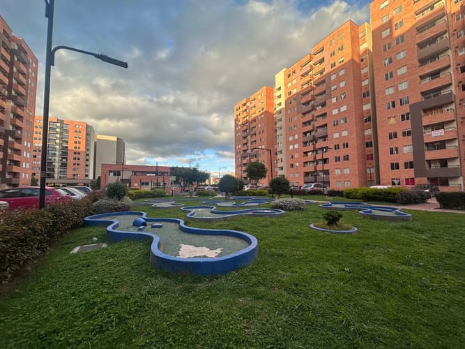 Apartamento de 3 alcobas en arriendo en Fac, Madrid, 58 m² · foto 21 de 24