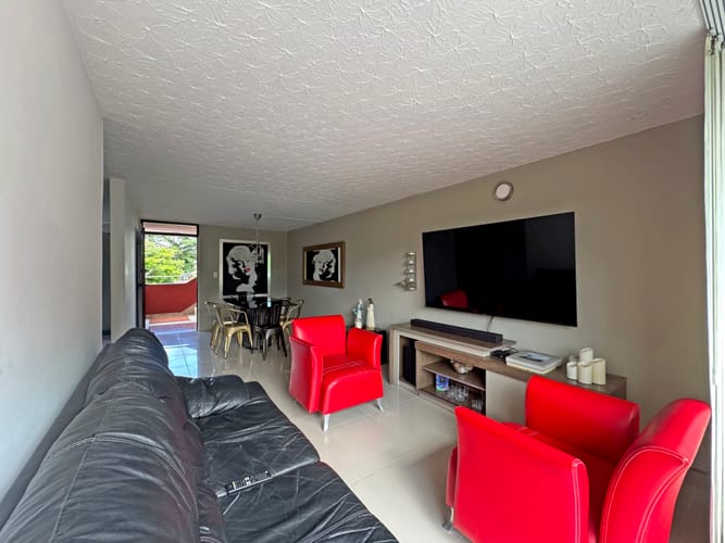 Apartamento de 3 alcobas en venta en Napoles, Cali, 68 m² · foto 6 de 22