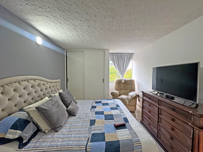 Apartamento de 3 alcobas en venta en Napoles, Cali, 68 m² · foto 12 de 22