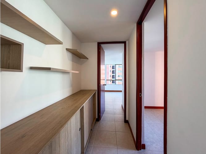Apartamento de 2 alcobas en arriendo en La Florida, Medellín, 130 m² · foto 21 de 24