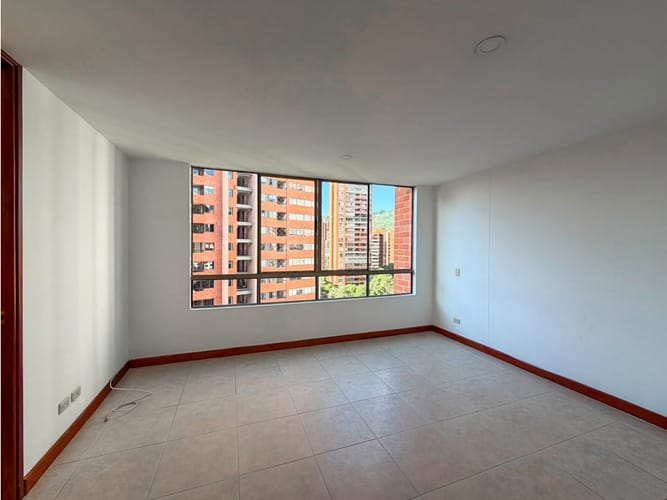 Apartamento de 2 alcobas en arriendo en La Florida, Medellín, 130 m² · foto 24 de 24