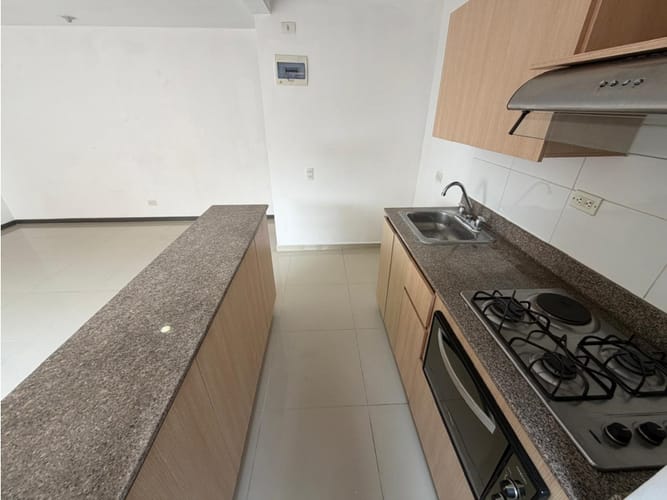 Apartamento de 2 alcobas en arriendo en San German, Medellín, 65 m² · foto 3 de 18