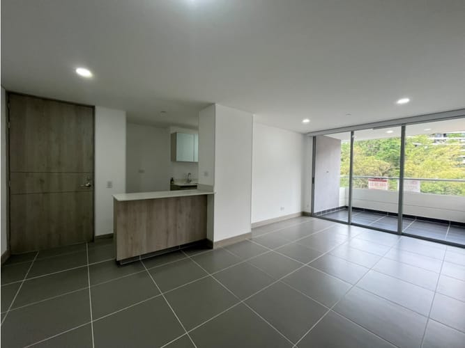 Apartamento de 3 alcobas en arriendo en Loma Del Esmeraldal, Envigado, 95 m² · foto 6 de 24