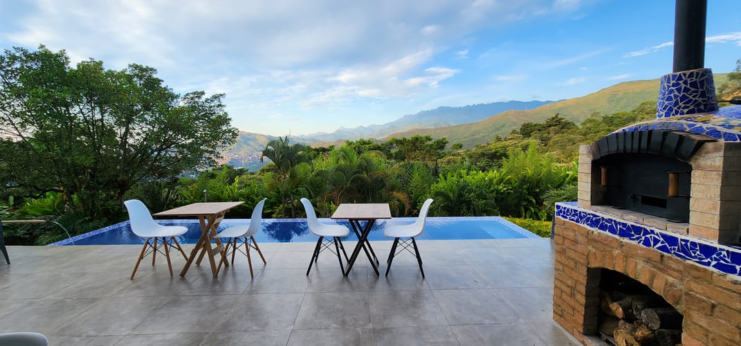Edificio en venta en Campo Alegre, Cali, 2600 m² · foto 3 de 17